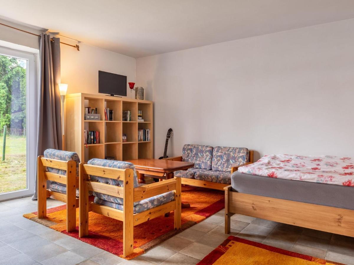 Snug Holiday Home In Divitz Spoldershagen Near Skydiving Diwitz Exterior foto